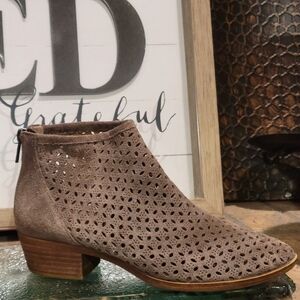 Lucky Brand Ankle Boots 'Nib' Taupe Wmns Sz 7.5